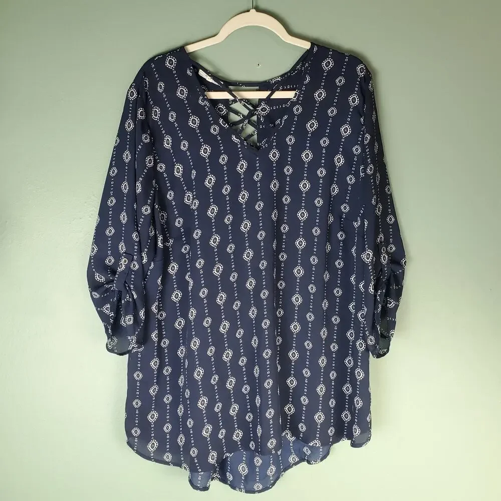 Maurices Womens Blue White Aztec Print Lace up Roll Tab Sleeves Blouse Size 2